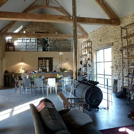 Holiday home Marvellous Holiday In With Garden